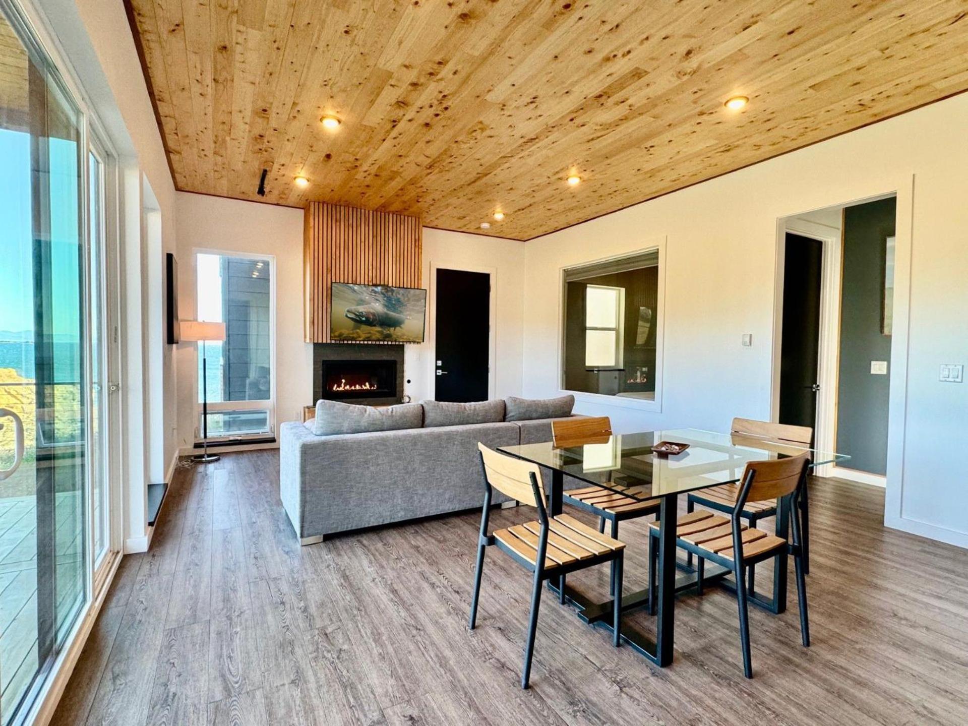 The Cove At - 5 Ocean Front *